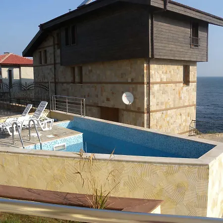 Akshaena Sozopol