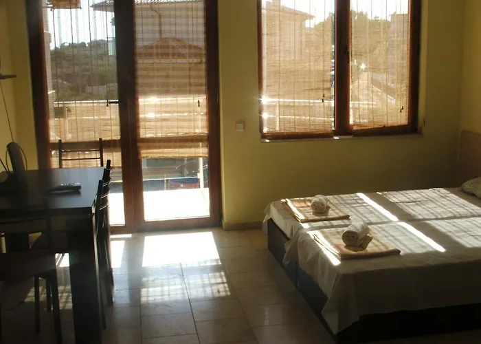 Akshaena Apartmanhotel 3*